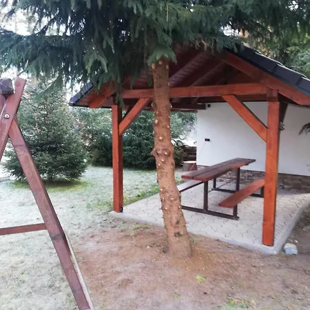 Lienka شاليه